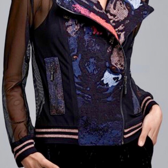 Mix Media jacket - Picture 2 of 2